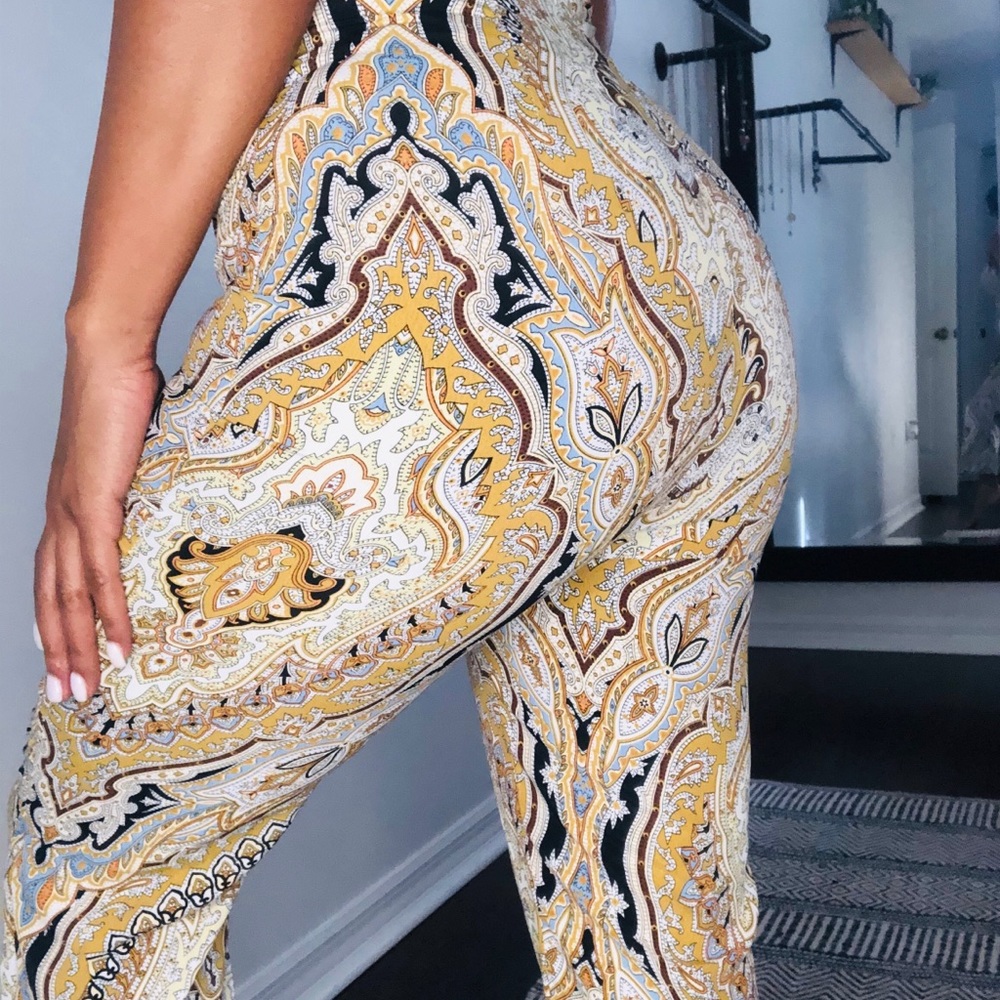 Jumpsuit - Picture 3 of 4